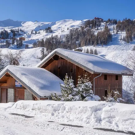 Chalet Chalet In La Plagne Near Ski Slopes La Plagne